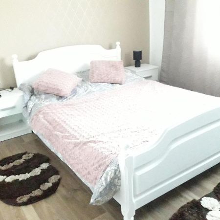 Sweet Home Бузеу Екстер'єр фото