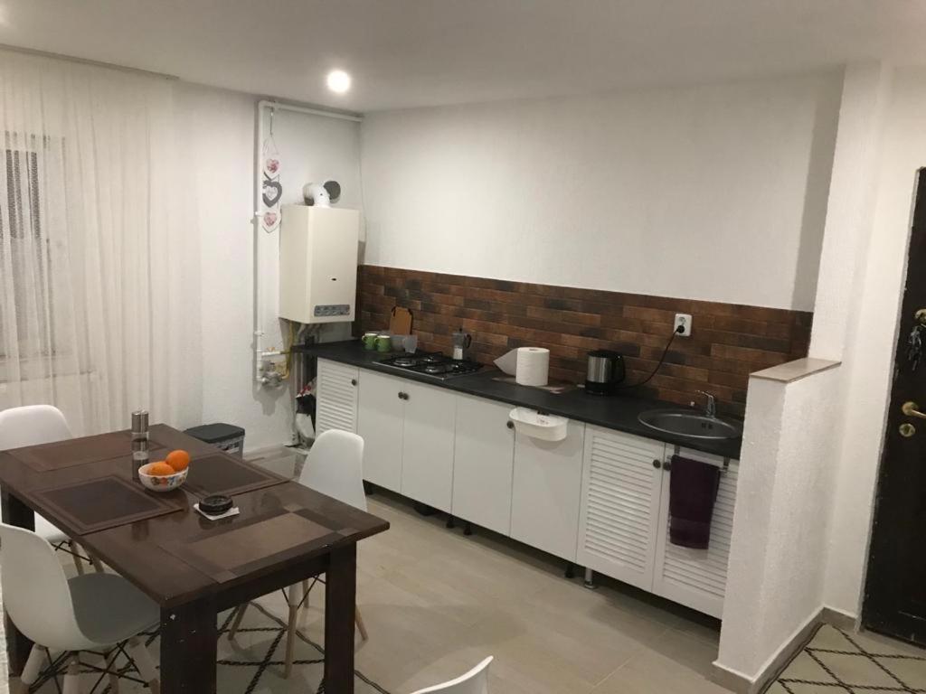 Sweet Home Бузеу Екстер'єр фото