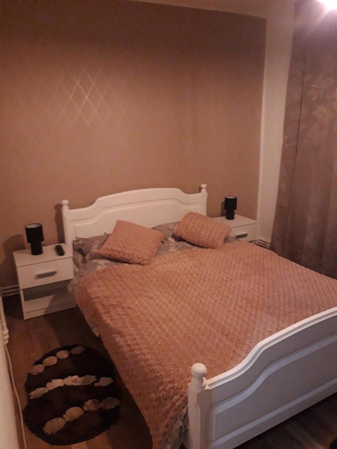 Sweet Home Бузеу Екстер'єр фото