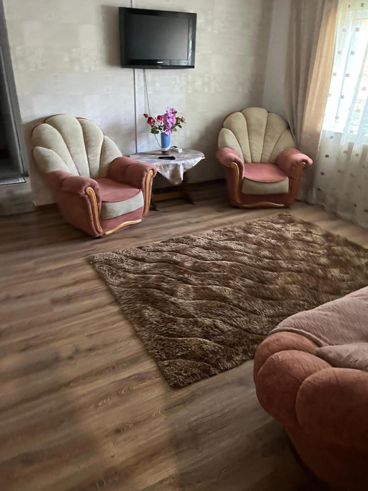 Sweet Home Бузеу Екстер'єр фото